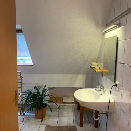 Moderne Monteurs Und Retschow