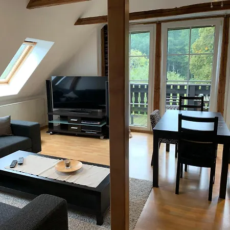 Moderne Monteurs Und Retschow